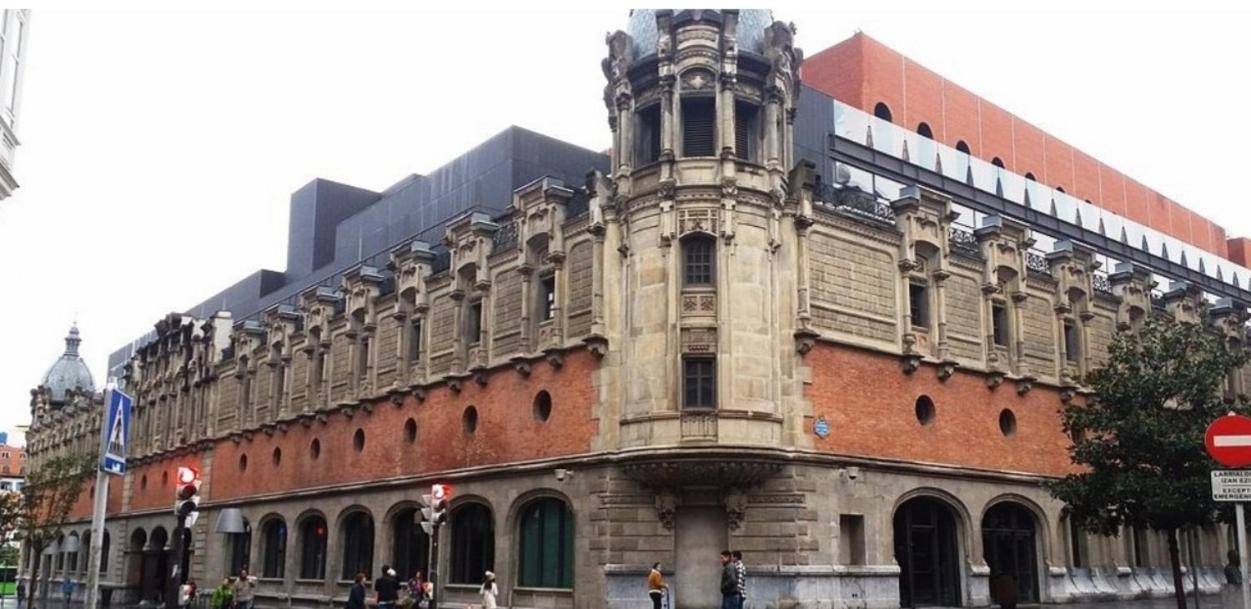 A 5 Minutos Andando Del Casco Viejo, Ayuntamiento, Plaza Circular Y Gran Via De Bilbao Y Proximo A Las 2 Lineas De Metro Kültér fotó